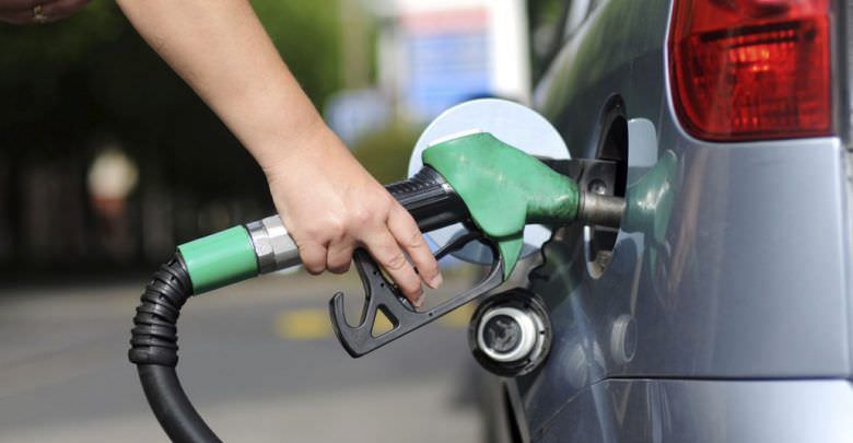 Preços de combustíveis variam e gasolina comum é vendida entre R$ 3,39 e R$ 3,89