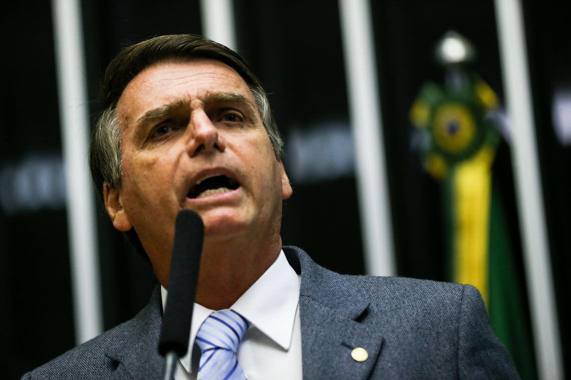 Ministros estão “mapeando” problemas pelo Brasil, diz Bolsonaro