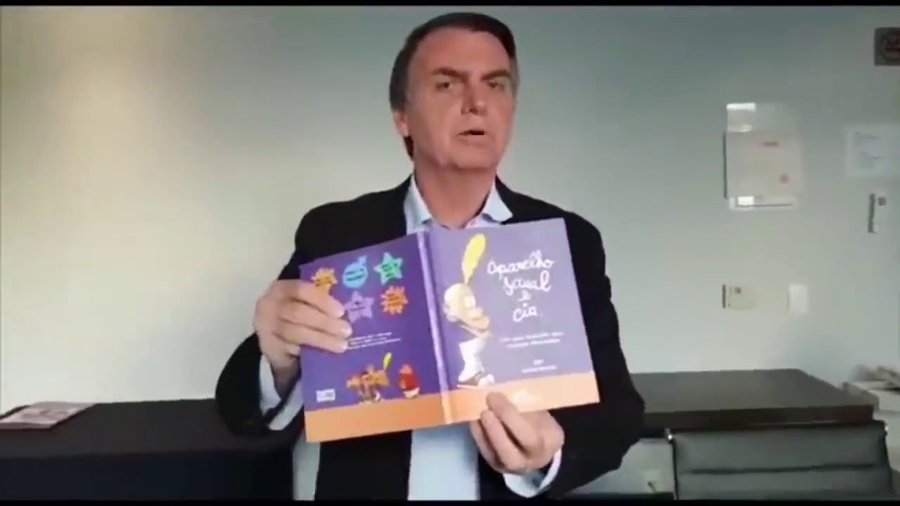 Governo retira violência contra mulher e quilombo de edital de livros escolares
