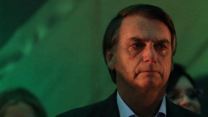 Receita aciona PF após acesso de servidores a informações de Bolsonaro