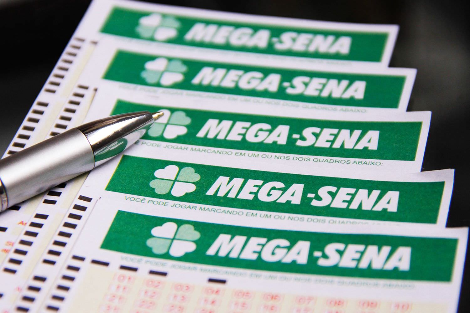 Mega-Sena acumula e pode pagar R$ 12 Milhões neste sábado