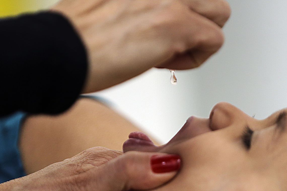 Mundo registrou 30 casos de pólio em 2018, diz OMS