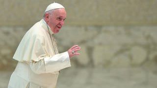 Papa Francisco diz ser a favor de educação sexual nas escolas