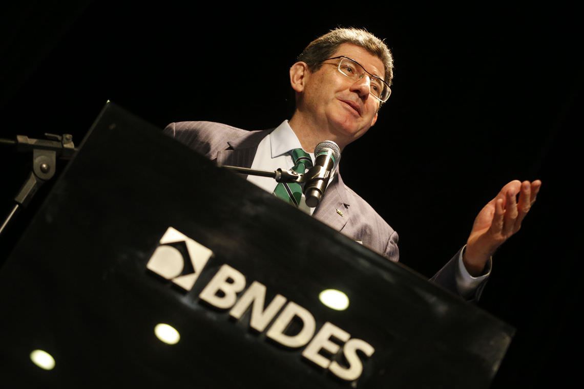 BNDES dará apoio técnico a privatizações, diz Joaquim Levy