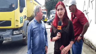 Prefeito visita obra em área de risco no Conjunto Vila Rica