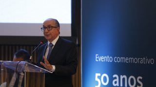 Governo estuda aumentar IR para rendas mais altas, diz secretário