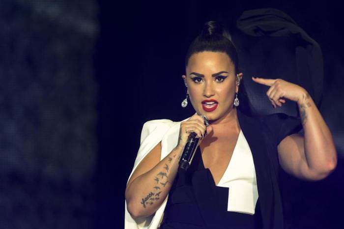 Demi Lovato tem recaída e se interna em clínica de reabilitação de drogas, diz site