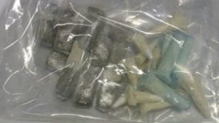 Policial é detido com maconha e cocaína, alega ser usuário e é liberado