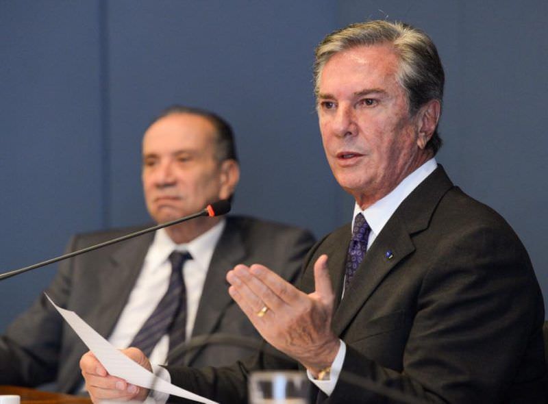 Collor diz que CPI da covid-19 é para atingir Bolsonaro