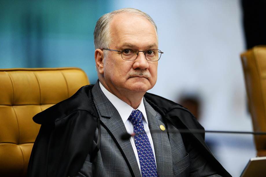 TSE rebate Forças Armadas e Bolsonaro e diz que não existe 'sala escura de apuração de votos'