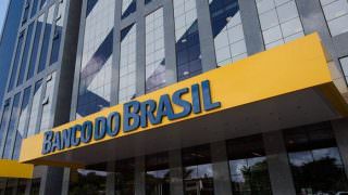 Para evitar reforma, funcionários do BB fraudaram aposentadorias