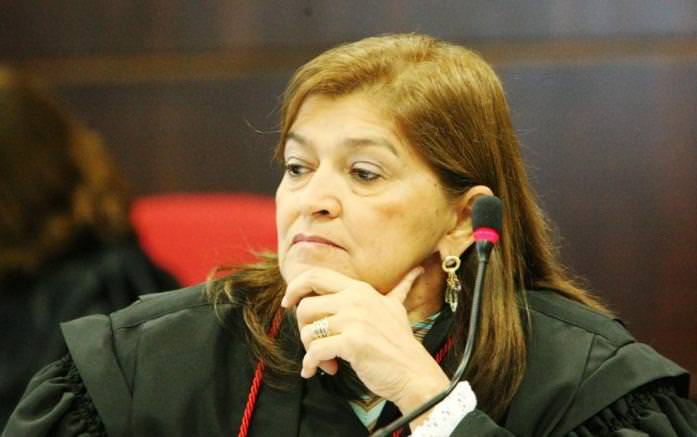 Magistrada afastada por suspeita de vender sentenças recebeu R$ 1 mi