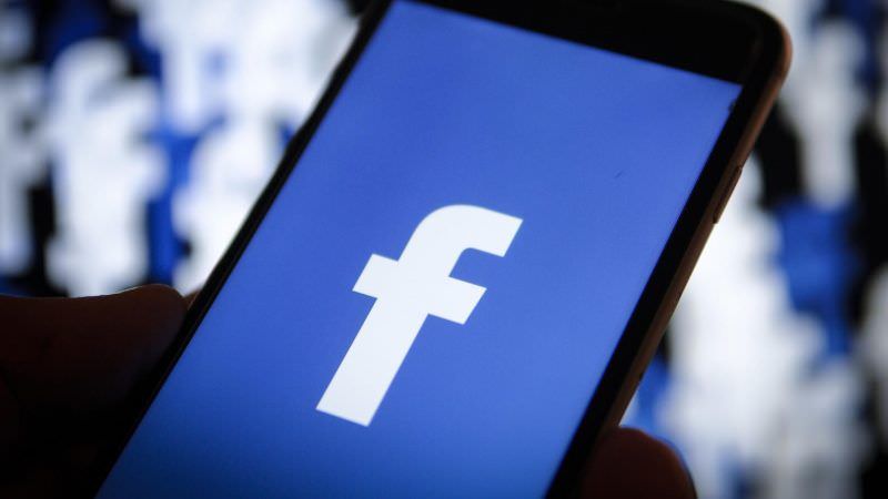 Homem é condenado a pagar indenização por ofender professora no Facebook