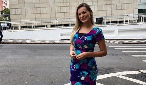 Andressa Urach é nomeada a assessora parlamentar por pastor da Igreja Universal