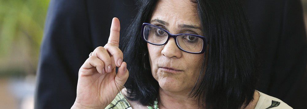 Damares Alves quer desativar a Casa da Mulher Brasileira em Brasília