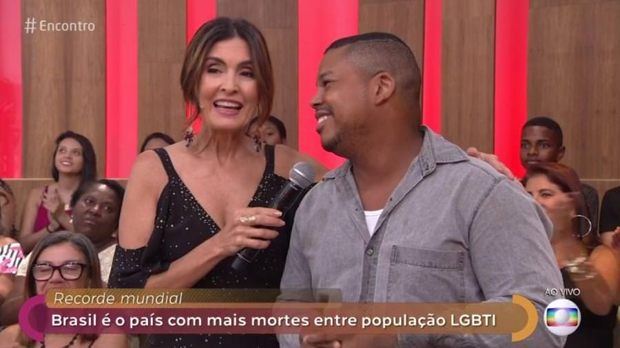 Jovem assume ser gay ao vivo no Encontro e Fátima parabeniza