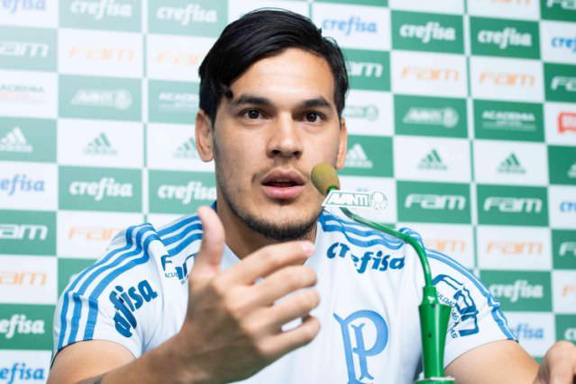 Palmeiras recusa sondagem de R$ 75 milhões por Gustavo Gómez