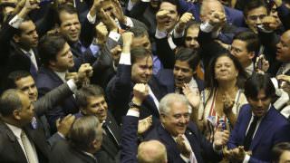 Rodrigo Maia já admite disputar reeleição na Câmara se for candidato de consenso