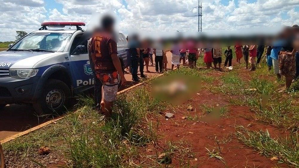 Mãe mata filho de 18 anos a facadas após ser agredida em bar