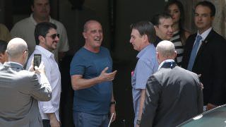 Com Moro de carona, Bolsonaro vai a churrasco com Maia, Davi e Toffoli