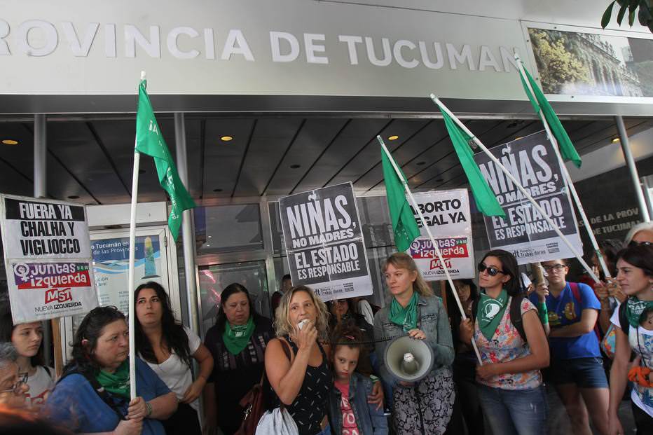 Morre bebê de menina de 11 anos submetida a cesárea em vez de aborto