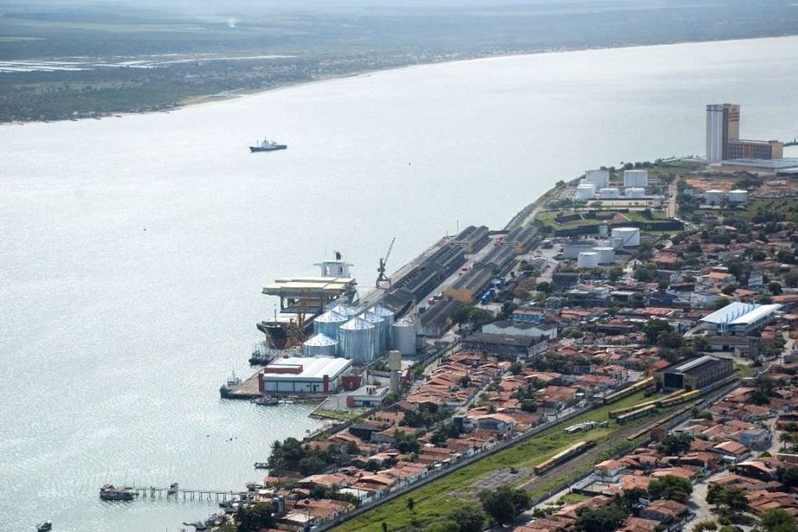 Governo arrecada R$ 219,5 milhões na concessão de áreas portuárias