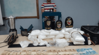 Homem é preso com 25 quilos de cocaína em Manaus