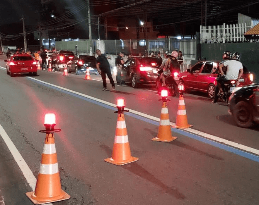 Motoristas flagrados dirigindo bêbados vão pagar multa de R$ 2,9 mil