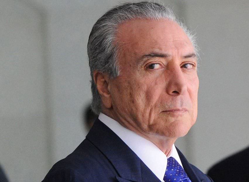 Temer fica em silêncio durante interrogatório na Polícia Federal