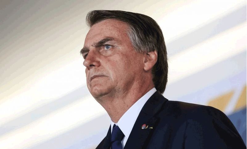 Vídeo obsceno publicado por Bolsonaro sobre carnaval causa polêmica