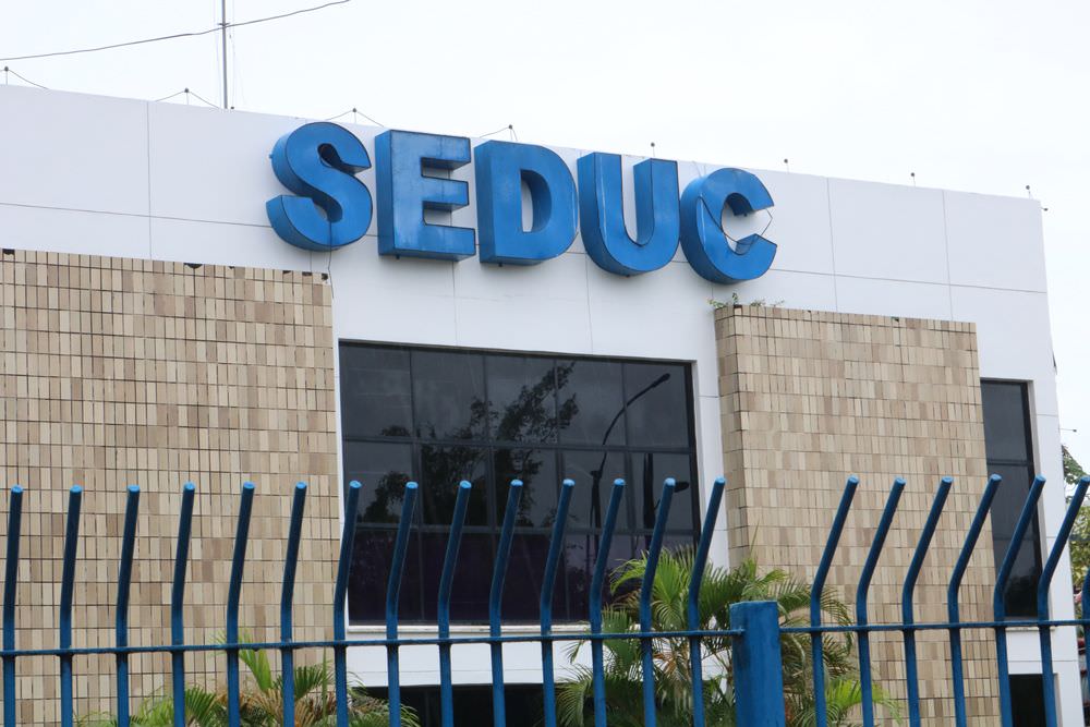 Seduc pretende gastar R$ 2 milhões com empresa de eventos e reformas