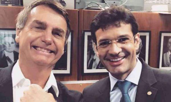 Ministro do Turismo volta a pedir foro especial no STF em caso de laranjas