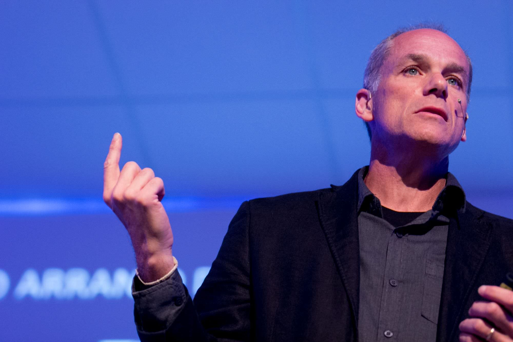 Marcelo Gleiser ganha 'Nobel' do diálogo da ciência com espiritualidade