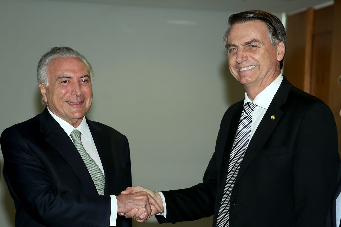No dia do aniversário de Bolsonaro, Michael Temer é preso