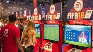 Jovens viram profissionais no Fifa e cobram R$ 300 por dicas