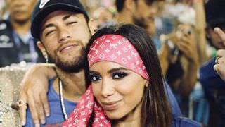 Bruna Marquezine deleta perfil do Instagram após Neymar beijar Anitta