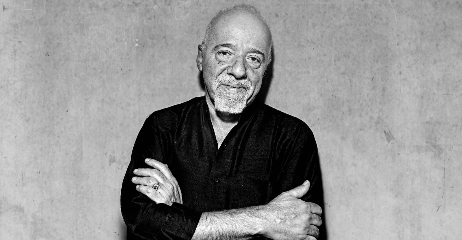 Paulo Coelho relata tortura sofrida durante a ditadura