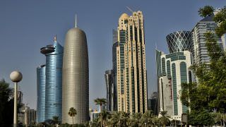 Qatar admite erros com trabalho escravo e descarta compra da Copa-2022