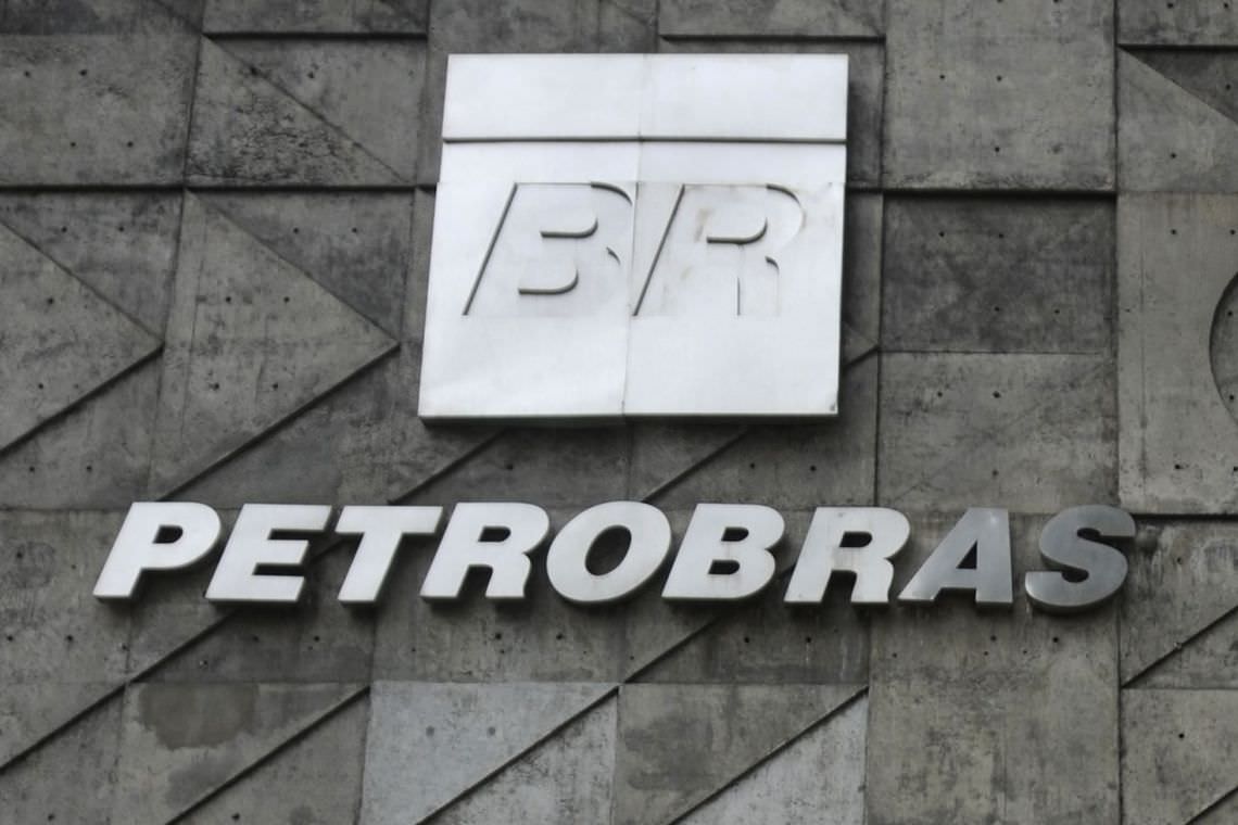 Petrobras mantém preço médio da gasolina nesta sexta-feira, mas eleva diesel