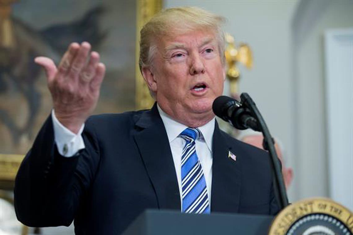 Trump veta resolução do Congresso para barrar emergência nacional