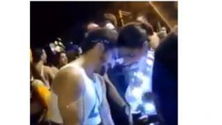 Caio Castro é flagrado mostrando 'volume' da cueca para mulher durante o Carnaval; veja vídeo