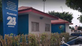 Mãe descobre estupro ao dar banho em filho e achar preservativo