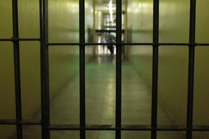 Câmara dos Deputados aprova projeto de lei que proíbe saída temporária de presos