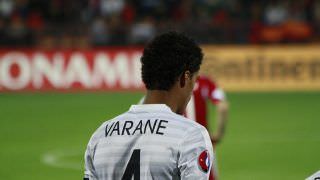 Zidane quer a permanência de Varane no Real Madrid