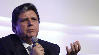 Alan García, ex-presidente do Peru, se mata após receber ordem de prisão