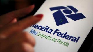 Proposta de Bolsonaro pretende elevar teto do Imposto de Renda para R$3 mil por mês