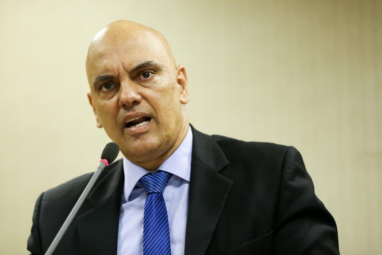 Moraes comemora arquivamento CPI da Lava Toga