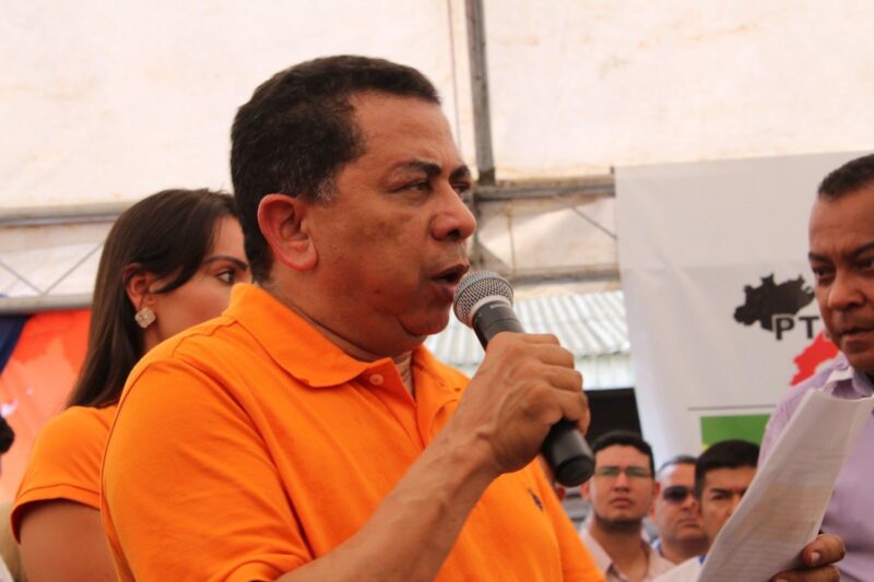 Anderson Souza reduz em 20% o próprio salário, do vice-prefeito e dos secretários municipais em Rio Preto