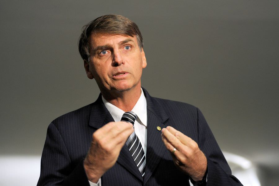 Assessor de Bolsonaro chama prefeito de Nova York de 'toupeira'