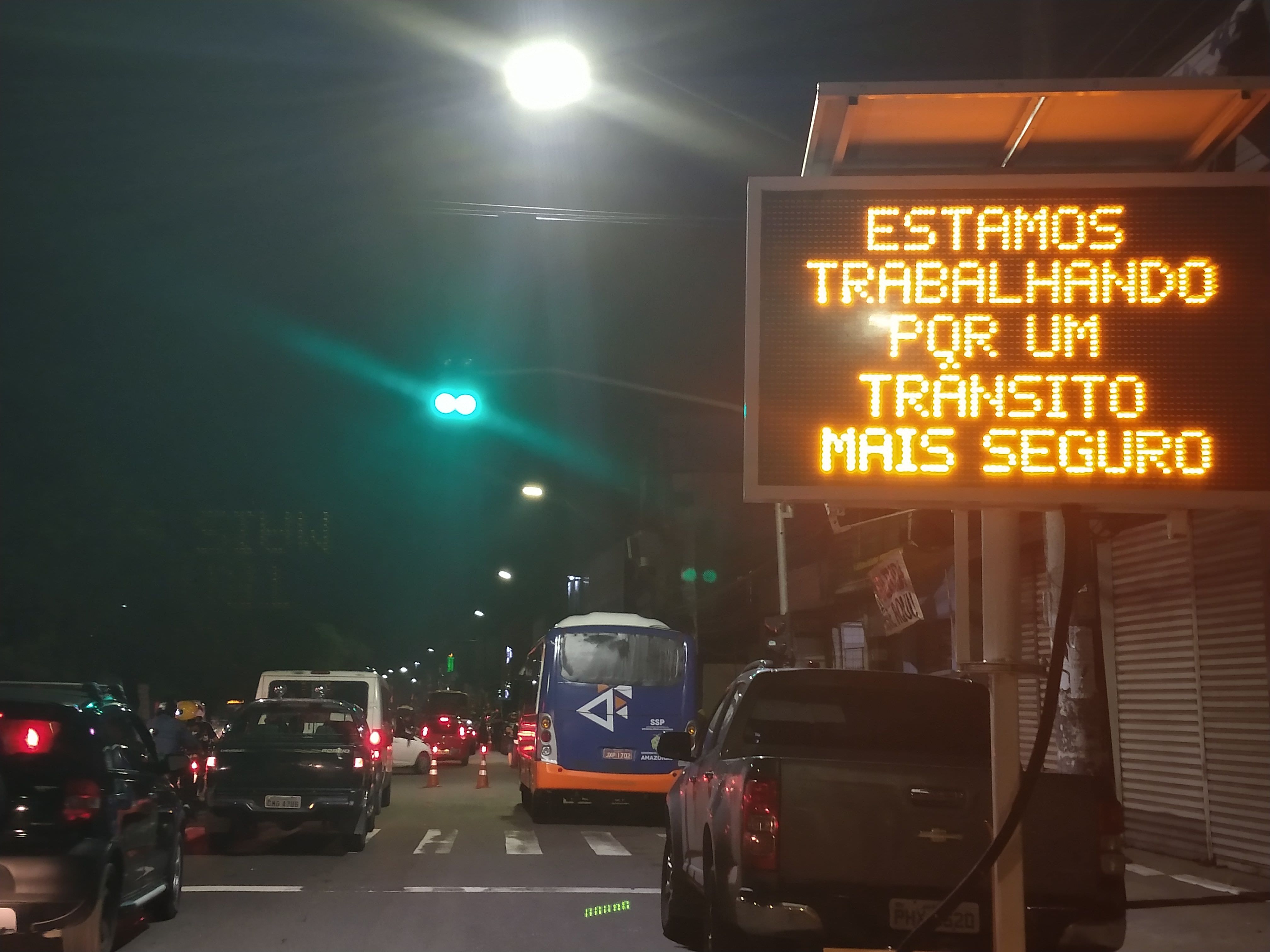 Operação Lei Seca multa 140 motoristas e apreende 28 veículos
